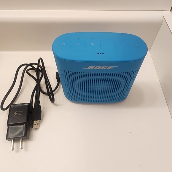 1X Bose Soundlink Color II Portable Bluetooth Speaker Splashproof with accessori - Picture 4 of 7
